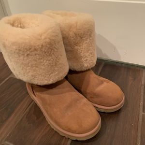 Women’s UGGs - Size 8